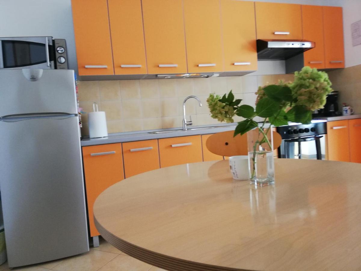 Apartment Suzy With Private Parking ฟาชานา ภายนอก รูปภาพ